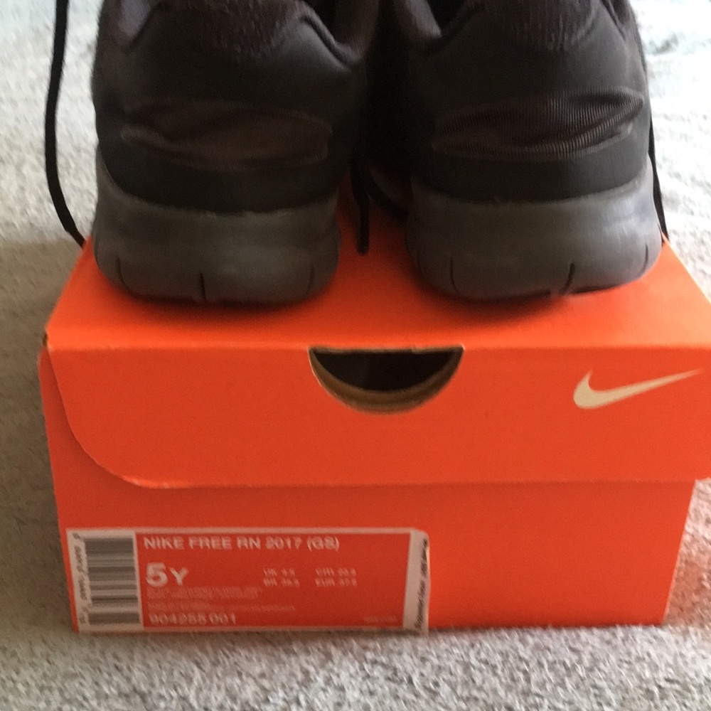 Youth size 5 Nike athletic shoe